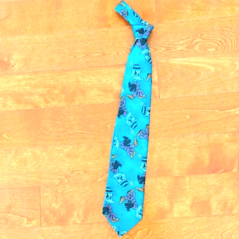 Brand new Italian made tie